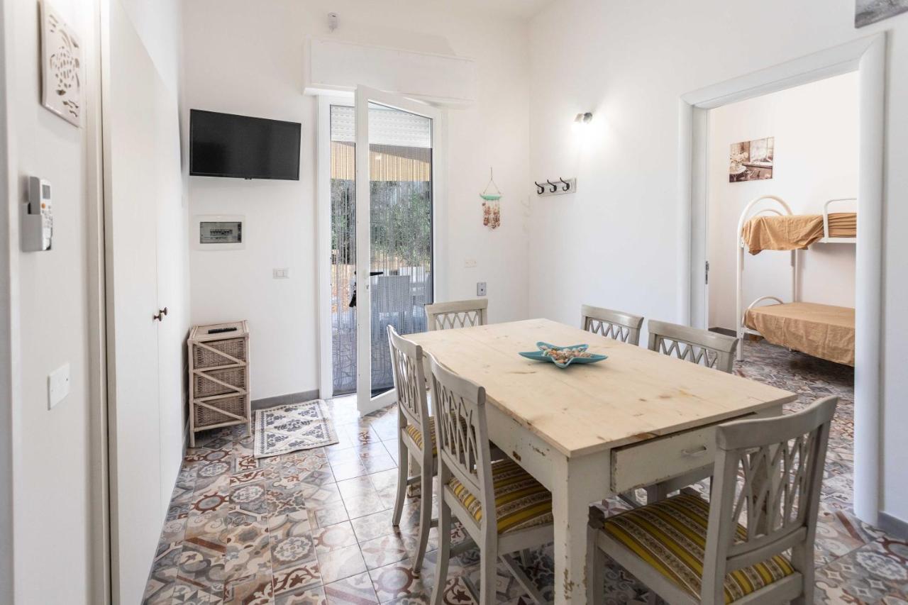 Villetta Andrea A Due Passi Dalla Sabbia - Apulia Home ตอร์เร ซาน จิโอวานนิ อูเจนโต ภายนอก รูปภาพ
